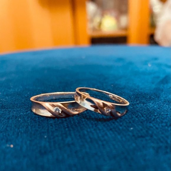 Wedding Band - Picture 1 of 7